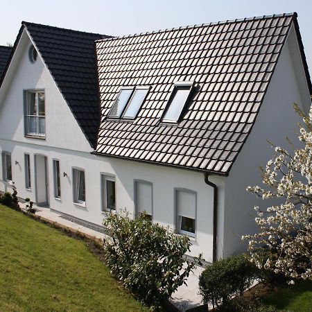 Fewo Blankenese Im Haus Luehegarten Grünendeich Exterior foto