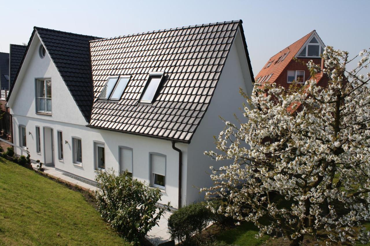 Fewo Blankenese Im Haus Luehegarten Grünendeich Exterior foto