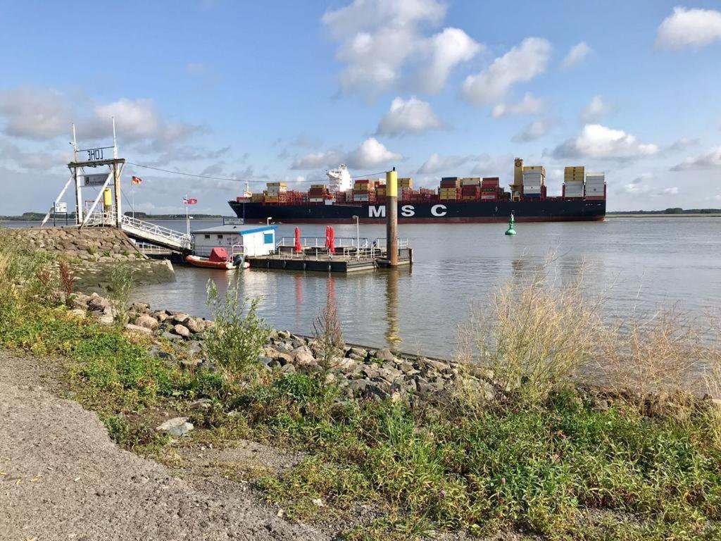 Fewo Blankenese Im Haus Luehegarten Grünendeich Exterior foto